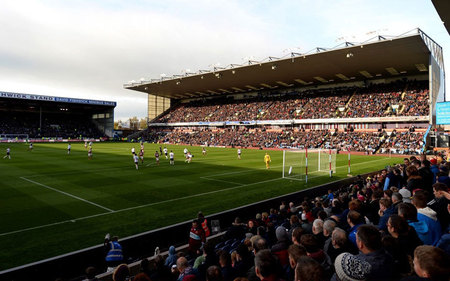 让我们拭目 让我们拭目